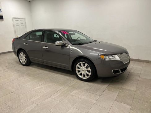 Used 2012 Lincoln MKZ image 3