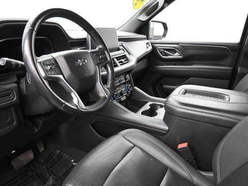 Used 2022 Chevrolet Suburban Z71 image 10