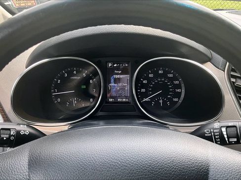 Used 2017 Hyundai Santa Fe Sport AWD/4WD image 21