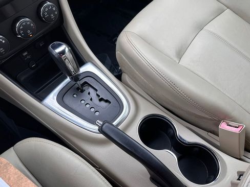 Used 2014 Chrysler 200 Limited FWD image 19