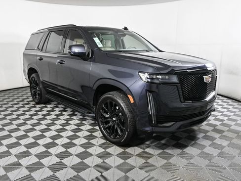 New 2024 Cadillac Escalade Sport Platinum w/ LPO, ONYX Package image 25