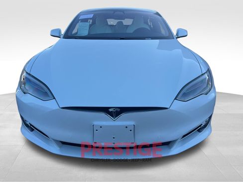 Used 2020 Tesla Model S Long Range AWD/4WD image 3