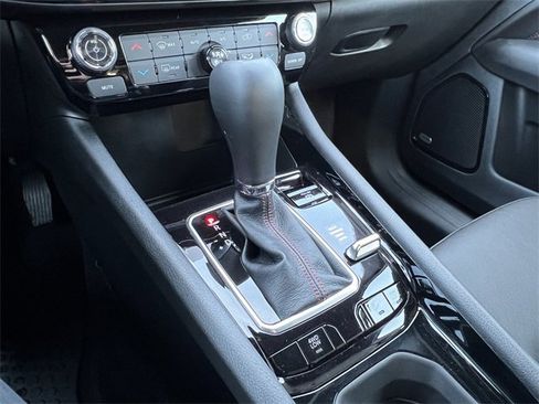 New 2026 Jeep Compass Trailhawk w/ Sun, Sound & Navigation Group image 29