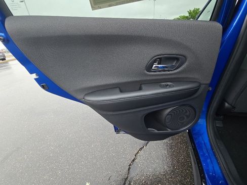 Certified 2021 Honda HR-V Sport image 23