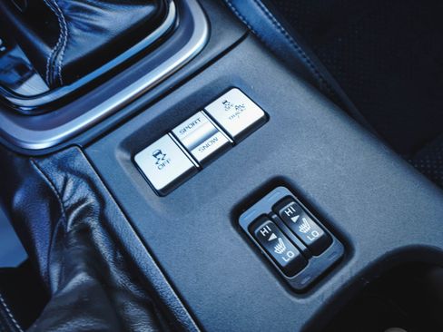 Used 2025 Toyota GR86 Premium image 26