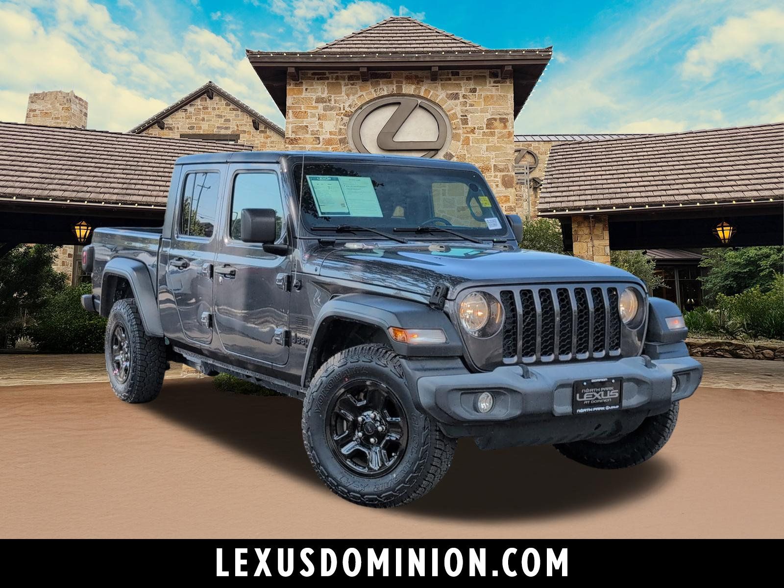 Used 2021 Jeep Gladiator Sport AWD/4WD image 1