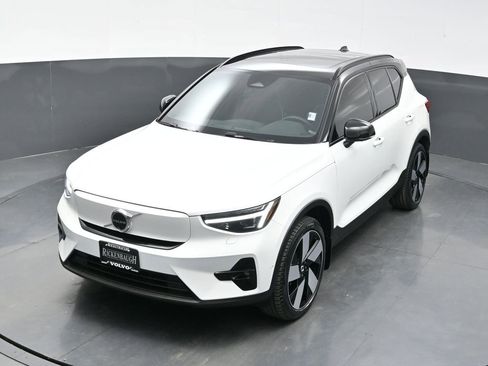 Used 2024 Volvo XC40 Recharge Ultimate w/ Protection Package Premier image 27