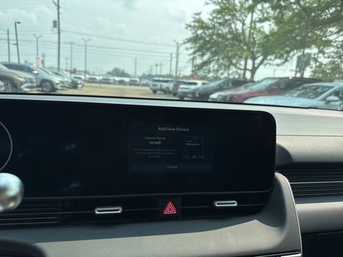 New 2025 Hyundai Ioniq 5 SEL image 23