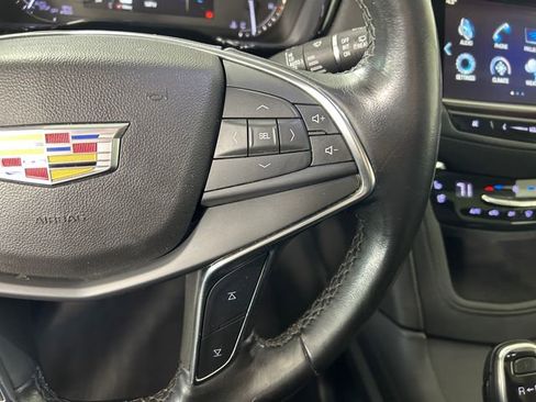 Used 2019 Cadillac XT5 Premium Luxury image 17