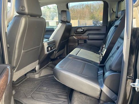Used 2022 GMC Sierra 2500 Denali w/ Denali Ultimate Package image 17