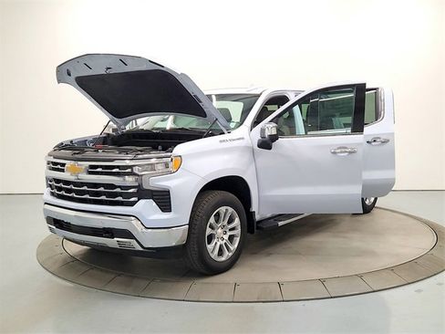 New 2026 Chevrolet Silverado 1500 LTZ w/ LTZ Convenience Package II image 11