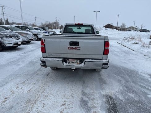 Used 2018 GMC Sierra 1500 W/T w/ Sierra Convenience Package image 4