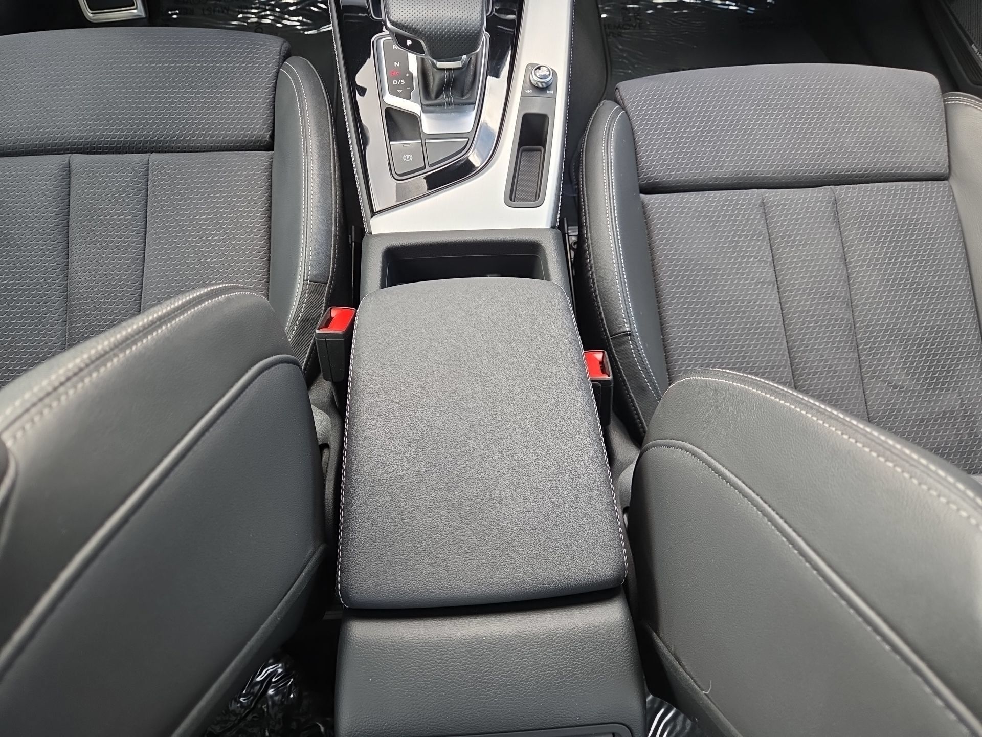 Used 2023 Audi A4 2.0T Premium Plus w/ Premium Plus Package AWD/4WD image 24