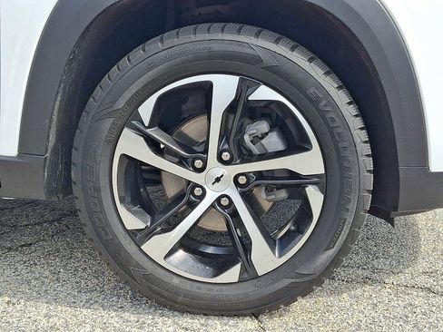 Used 2024 Chevrolet Trax RS w/ Driver Confidence Package FWD image 8