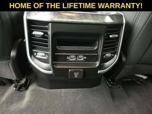 Used 2020 RAM 1500 Big Horn AWD/4WD image 32
