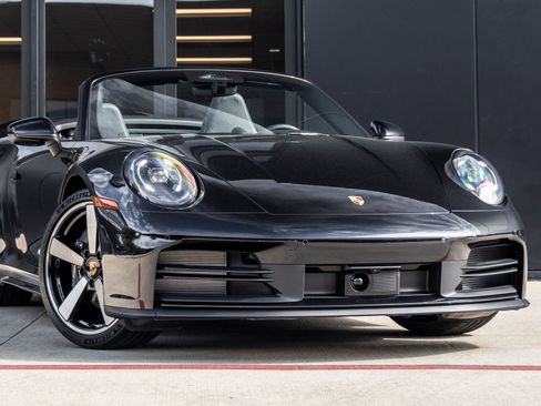 New 2026 Porsche 911 Carrera RWD image 9