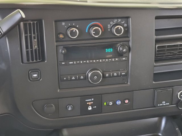 Used 2021 GMC Savana 2500 w/ Driver Convenience Package RWD image 18