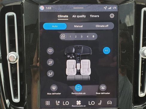 New 2026 Volvo XC40 B5 Ultra w/ Protection Package Premier image 13