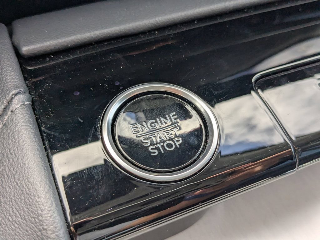 Used 2025 Lincoln Navigator Reserve AWD/4WD image 28