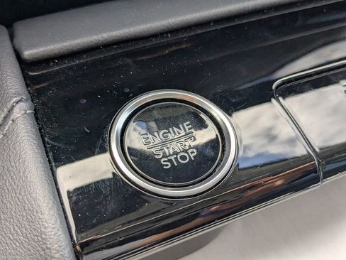 Used 2025 Lincoln Navigator Reserve AWD/4WD image 28