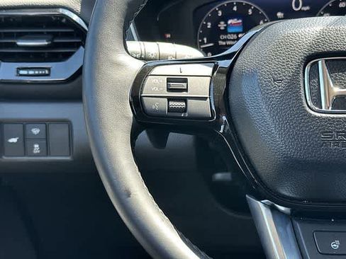 Used 2024 Honda Pilot Elite image 9
