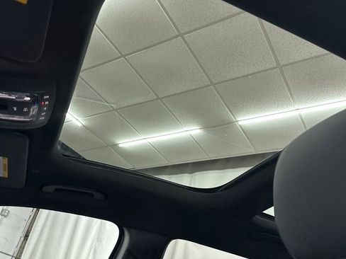 Certified 2026 Mercedes-Benz GLB 250 4MATIC image 22