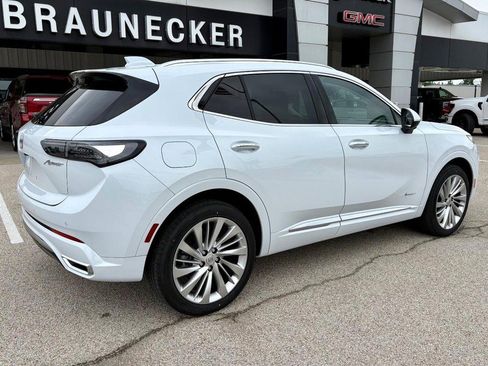 Used 2026 Buick Envision Avenir AWD/4WD image 3
