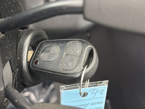 Used 2001 BMW Z3 3.0i RWD image 26
