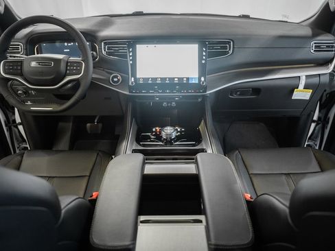 New 2026 Jeep Grand Wagoneer Limited AWD/4WD image 20