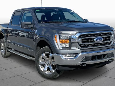 Certified 2023 Ford F150 XLT w/ Equipment Group 302A High image 3