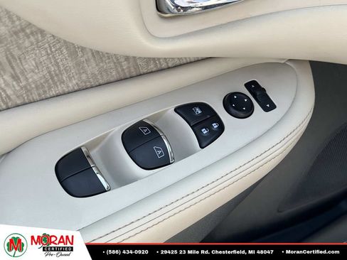 Used 2021 Nissan Murano SL AWD/4WD image 17