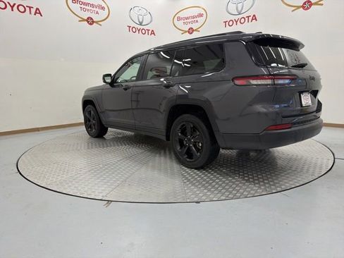 Used 2023 Jeep Grand Cherokee L Laredo AWD/4WD image 6