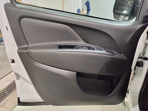 Used 2021 RAM ProMaster City Tradesman image 18