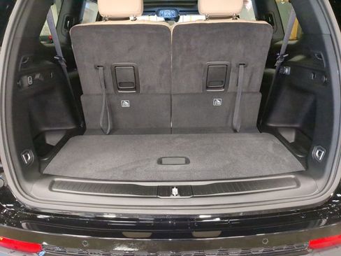 New 2025 Jeep Grand Cherokee L Limited w/ Luxury Tech Group II image 23