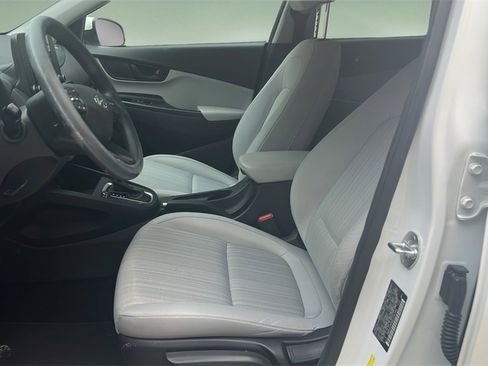 Used 2022 Hyundai Kona SEL image 16