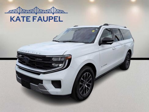 Used 2025 Ford Expedition Max Platinum AWD/4WD image 3