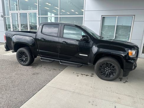 Used 2022 GMC Canyon Elevation w/ Elevation Premium Package AWD/4WD image 5