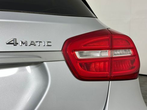Used 2015 Mercedes-Benz GLA 250 4MATIC w/ Multimedia Package image 32
