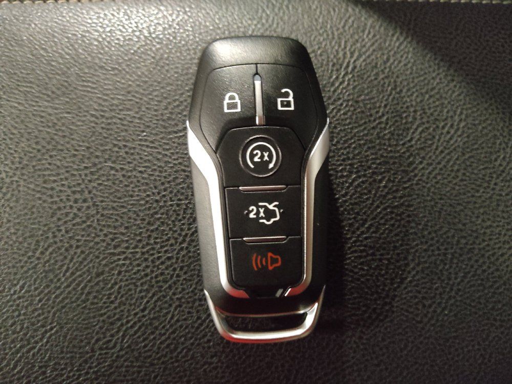 Used 2015 Lincoln MKZ w/ Equipment Group 101A Select FWD image 32