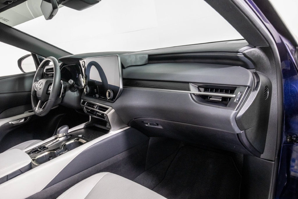 Used 2024 Lexus RX 350 Premium w/ Accessory Package (Z1) FWD image 19