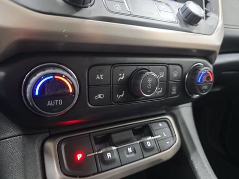 Used 2023 GMC Acadia Denali w/ Denali Technology Package AWD/4WD image 22