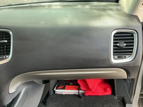 Used 2019 Dodge Durango SXT AWD/4WD image 28