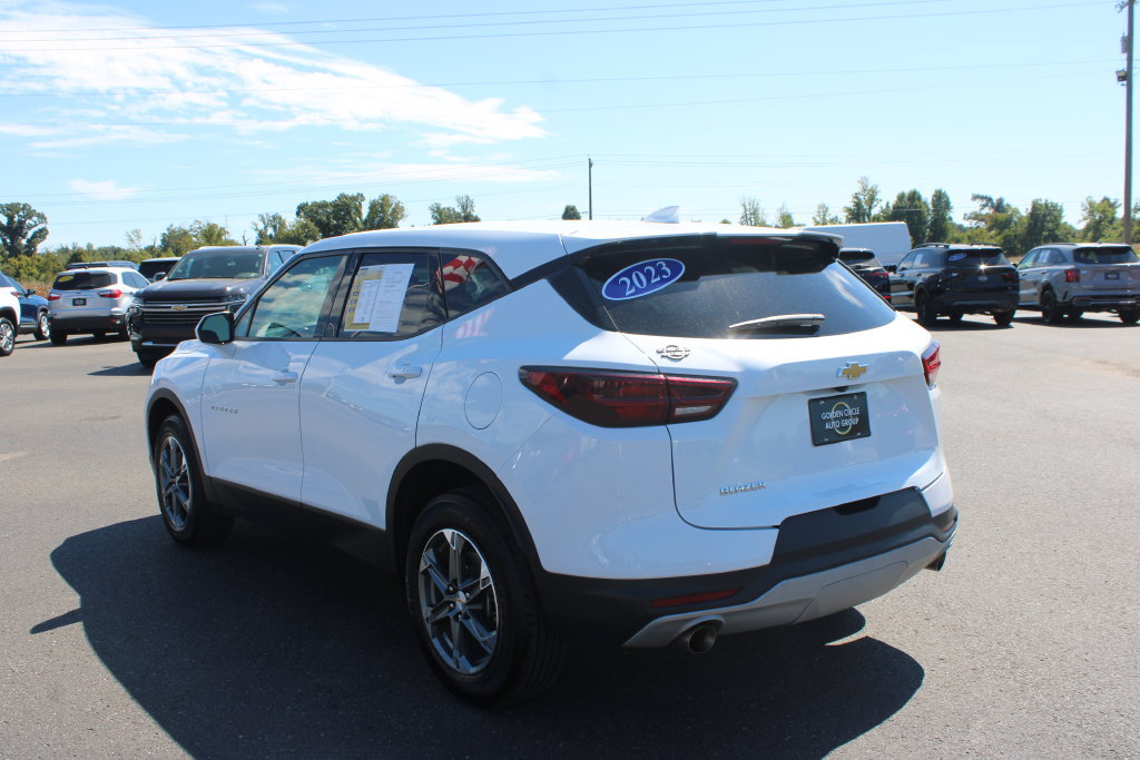 Used 2025 Chevrolet Blazer LT FWD image 7