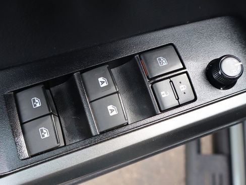 Used 2023 Toyota Tacoma TRD Off-Road w/ TRD Premium Off Road Package AWD/4WD image 46