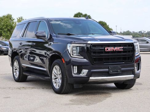 Used 2023 GMC Yukon SLT AWD/4WD image 4