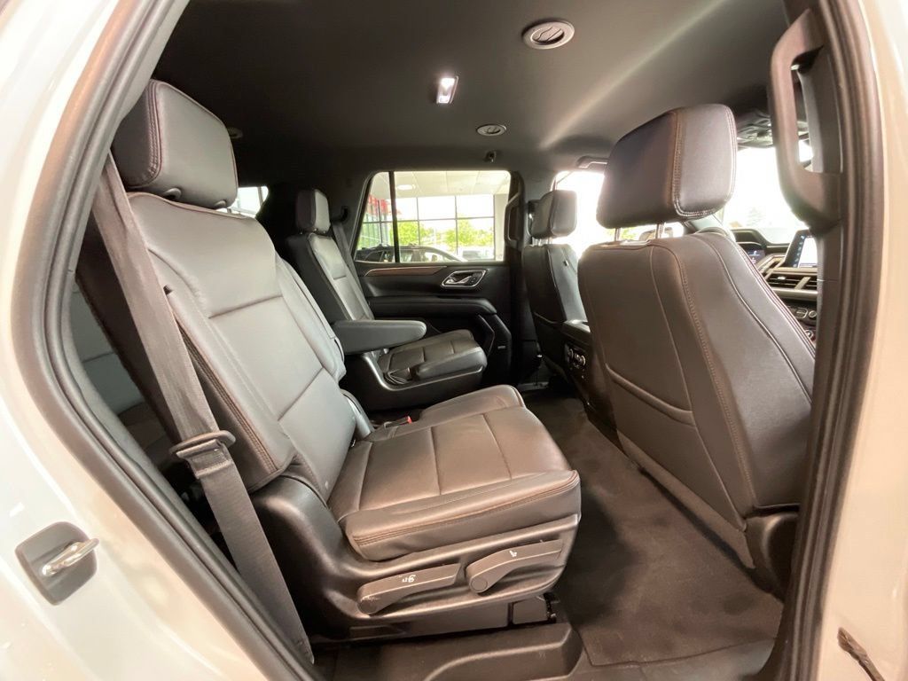 Used 2024 Chevrolet Tahoe High Country AWD/4WD image 20