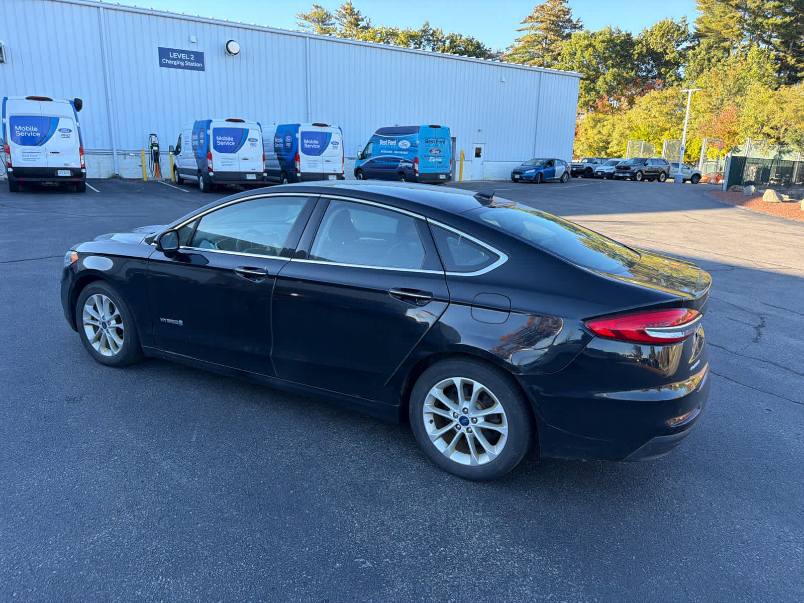 Used 2019 Ford Fusion SEL FWD image 8