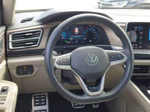 Used 2024 Volkswagen Atlas SEL Premium R-Line AWD/4WD image 12