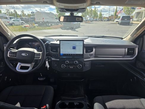 Used 2024 Ford Expedition XL image 15