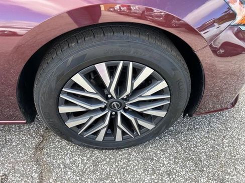Used 2023 Nissan Altima 2.5 SV image 33